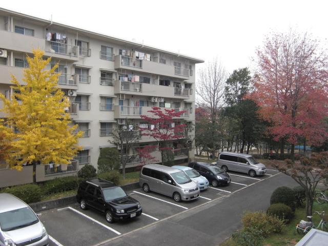 粟生間谷西4丁目