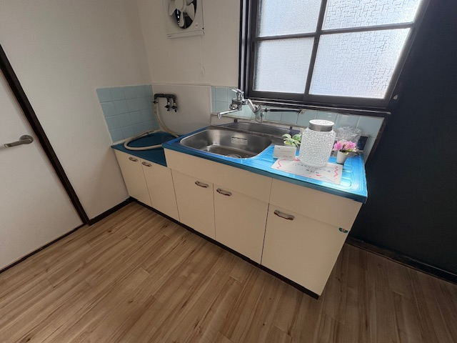 ハイツ西小路　キッチン新品