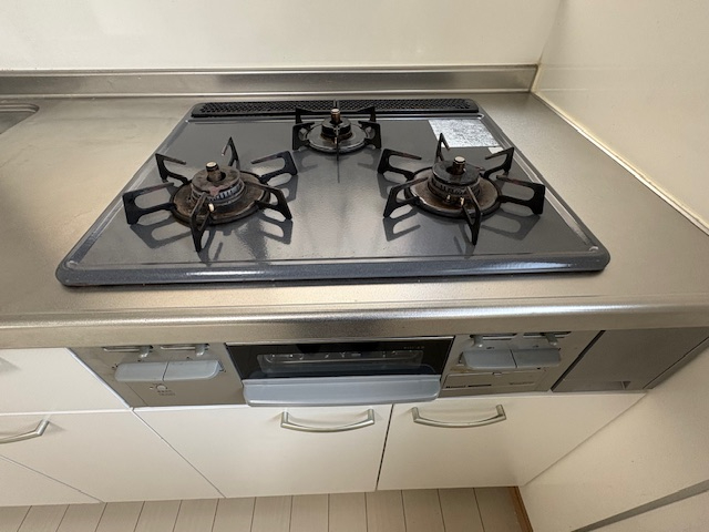 　ガスコンロ　3口付